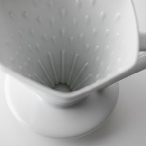 画像2: CAFEC「有田焼ディープドリッパー DEEP45 PRO〈3-7杯用〉ホワイト」